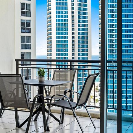 Chevron Renaissance - Self Contained & Privately Managed Apartments Gold Coast Bagian luar foto