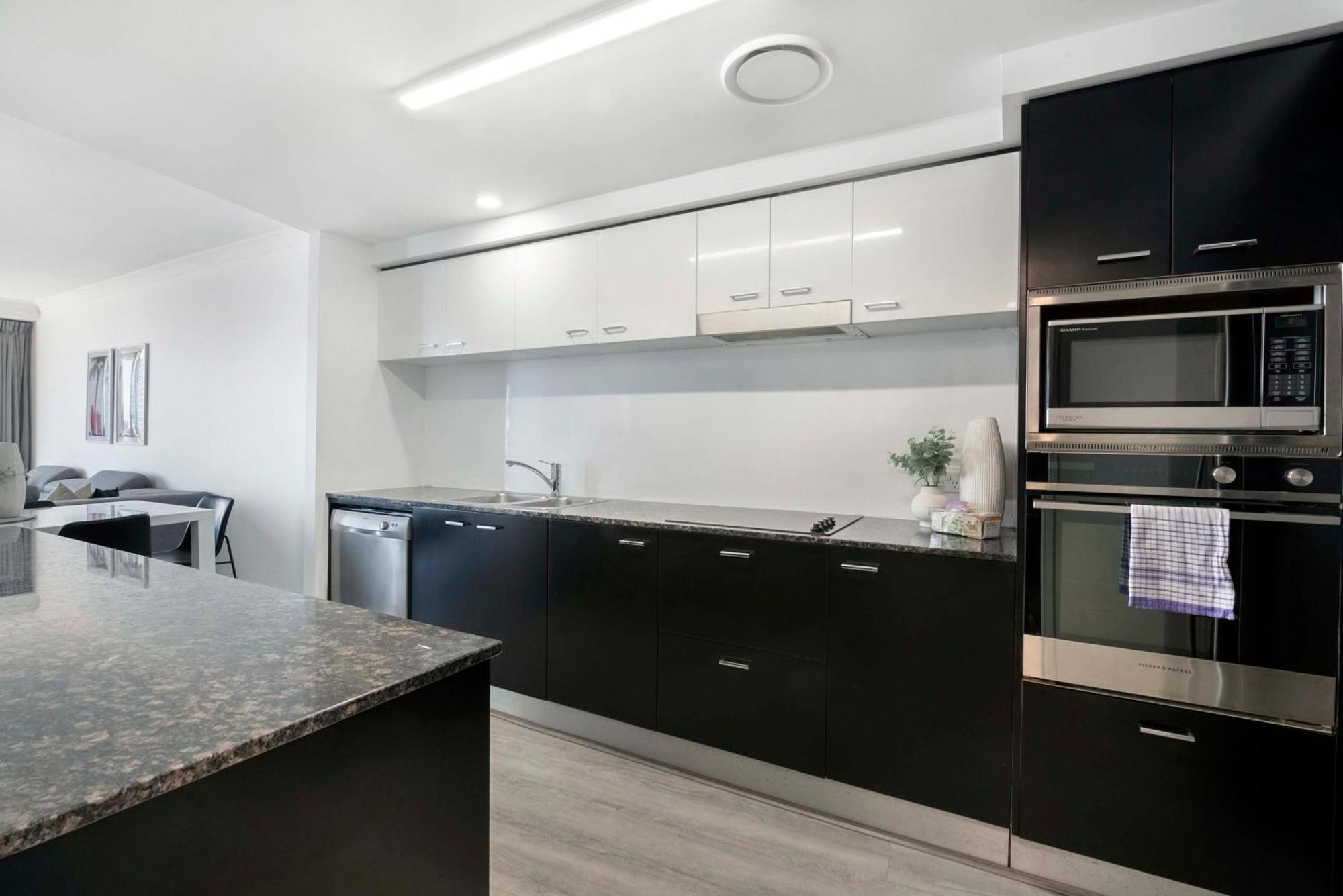 Chevron Renaissance - Self Contained & Privately Managed Apartments Gold Coast Bagian luar foto