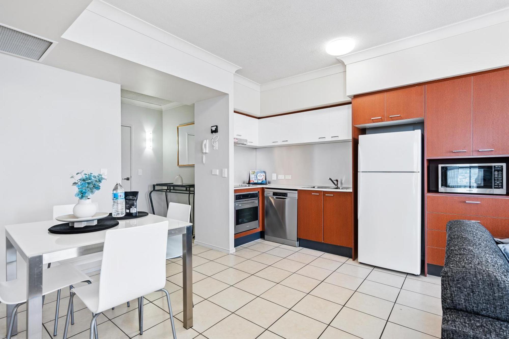 Chevron Renaissance - Self Contained & Privately Managed Apartments Gold Coast Bagian luar foto